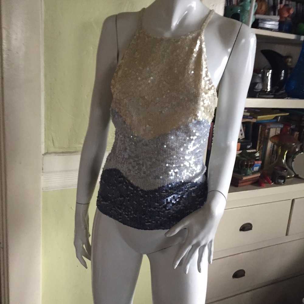 Parosh sequins